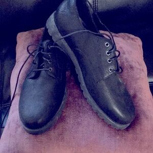 Mens work shoes